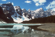 Kanada, Lake Moraine- Hier klicken zum Vergrößern