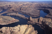 USA, Lake Powell in Arizona- Hier klicken zum Vergrößern